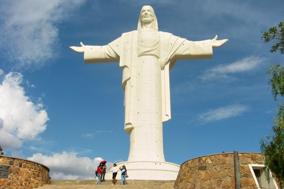 Estátuas de Cristo pelo mundo 5