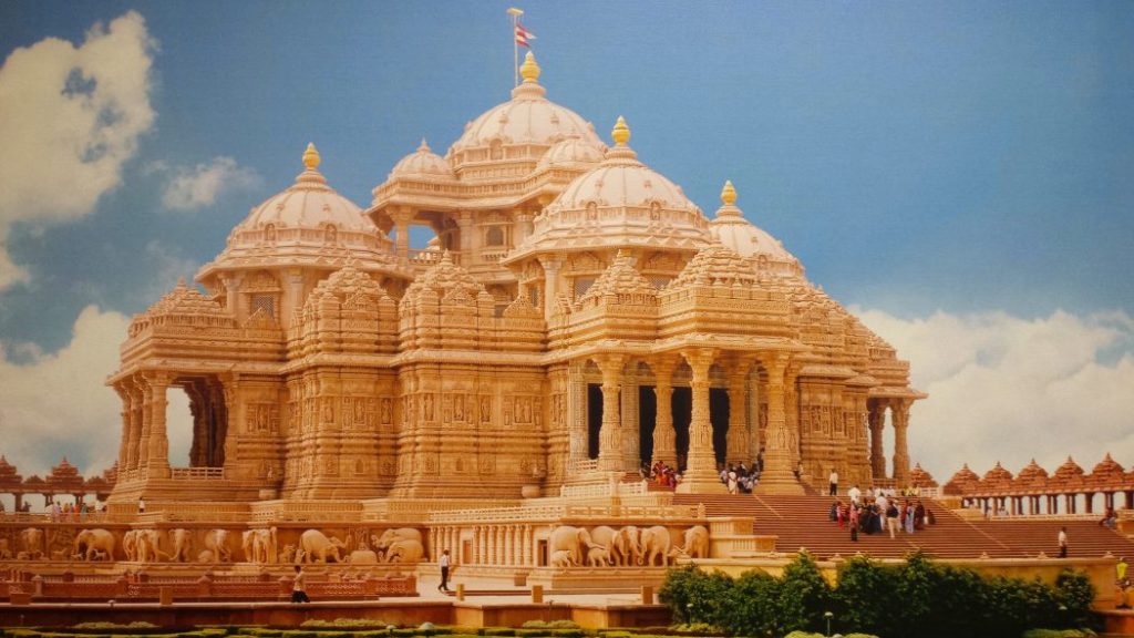 Templo de Akshardham maior templo hindu do mundo 