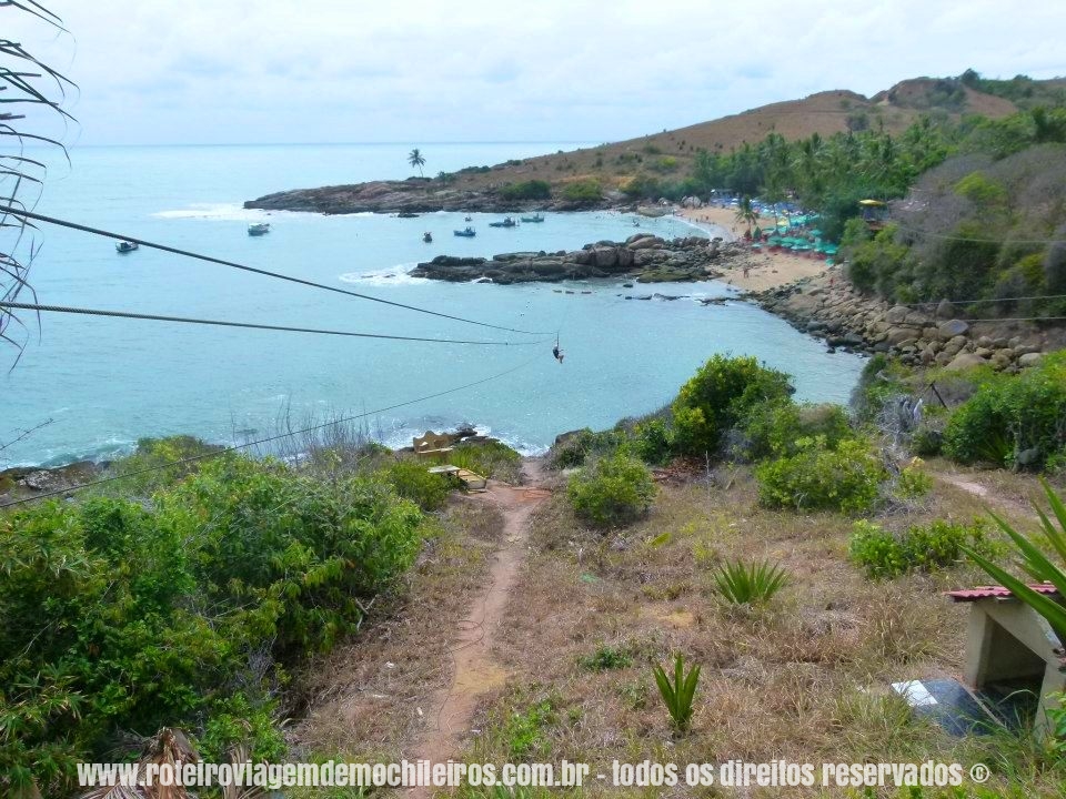 Tirolesa Praia de Calhetas pe